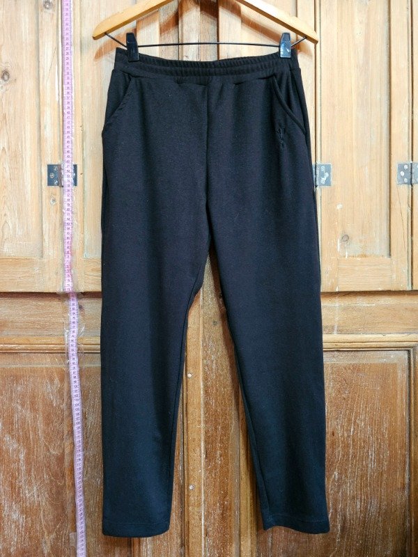 Producto - Jogger Peuque Negro t.m