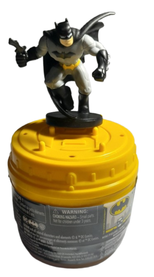 Producto - Batman Con Batarang Mini Figura Capsula Sorpresa!!!