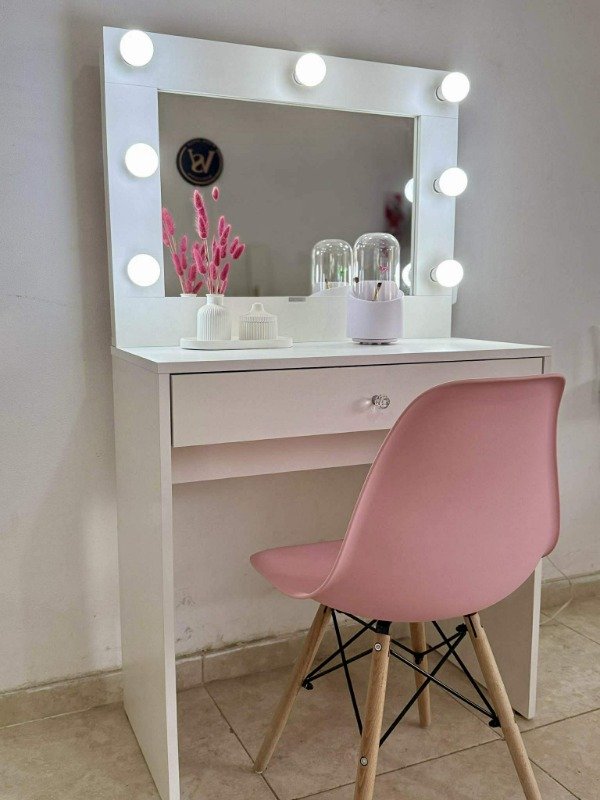 Producto - Combo Maquillador Sophia + silla nórdica Pink