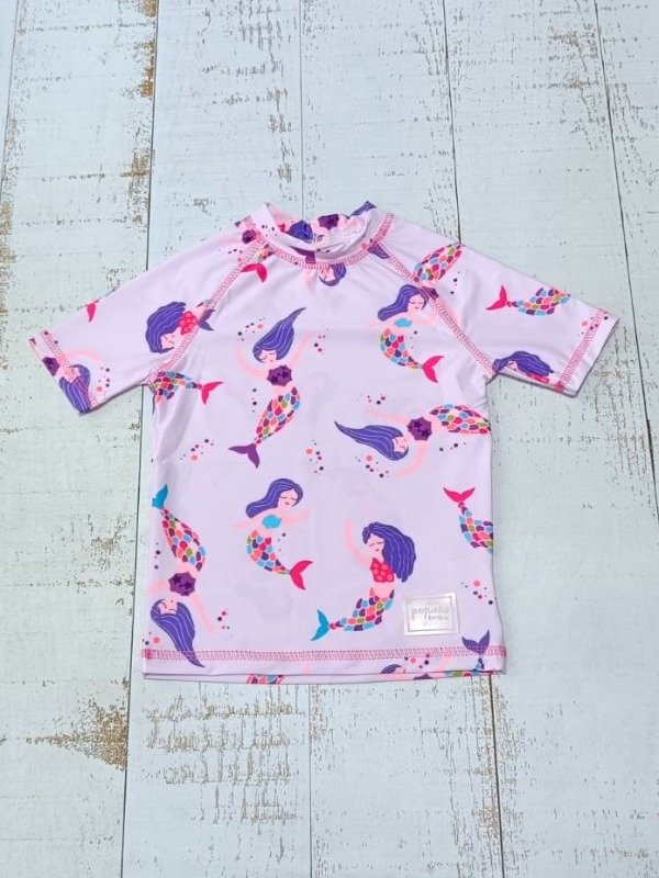 Producto - REMERA UV MANGA CORTA SIRENAS
