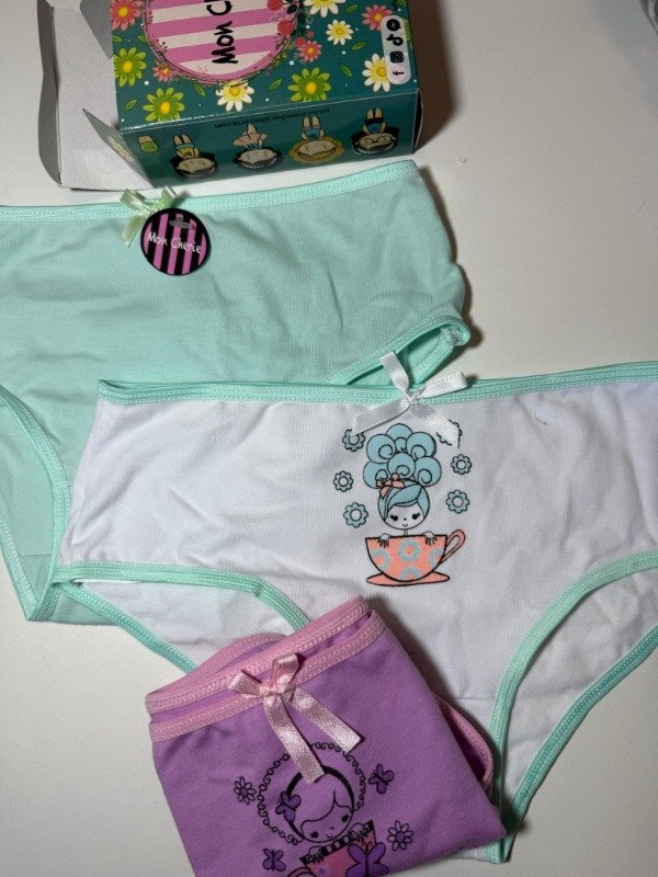 Producto - PACK X3 BOMBACHAS NENA MON CHERIE 1406 T.10