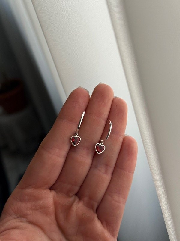 Producto - Aros con dije corazón rojo - 0