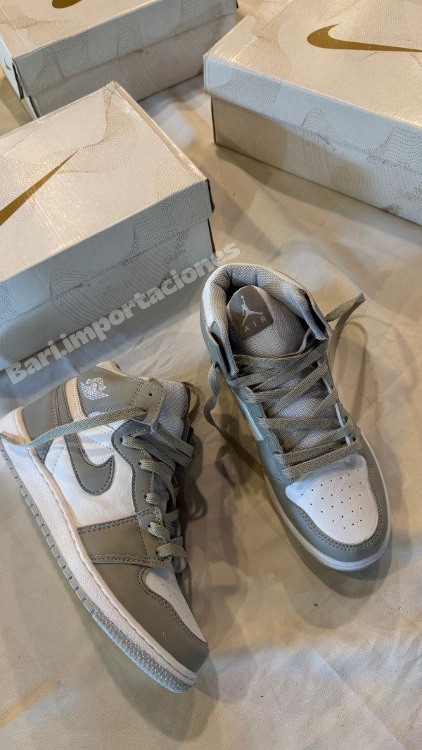 Producto - NIKE JORDAN HIGH GRIS