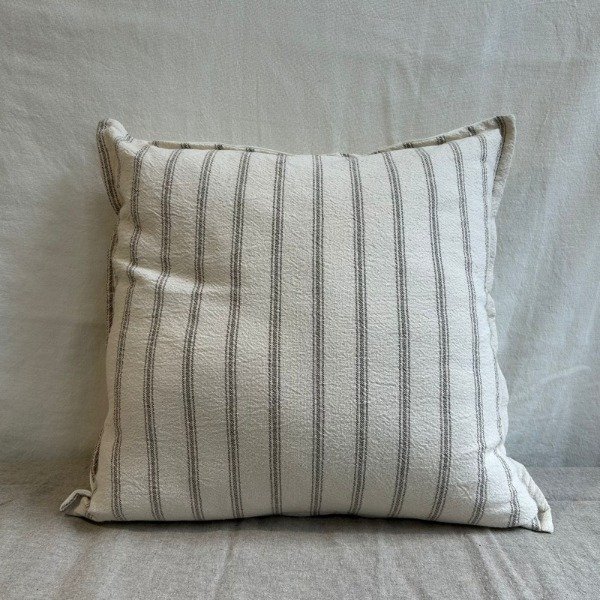 Producto - Almohadón 50x50 tusor crudo con rayas