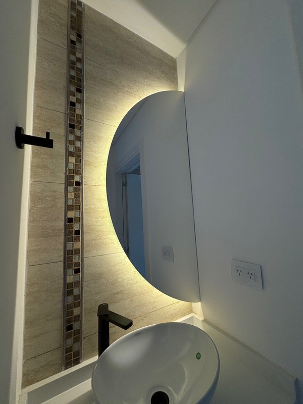 Producto - Espejos semicircular + led
