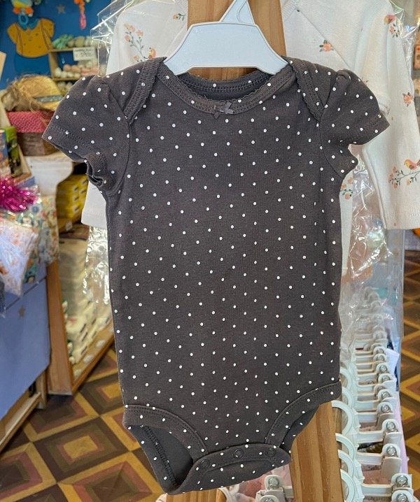 Producto - Body carters algodón cuello americano talle 3 meses gris con puntos