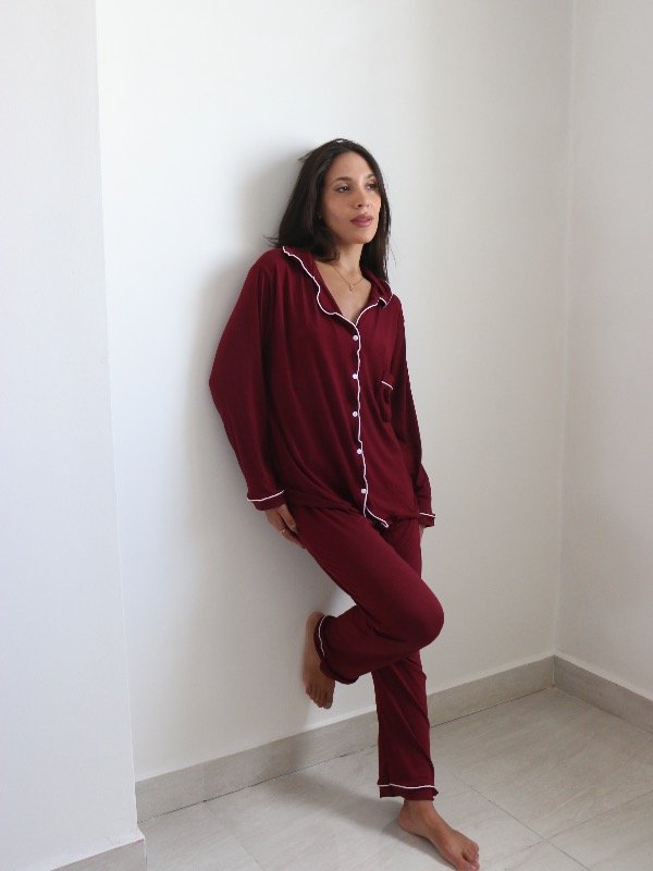 Producto - PIJAMA CAMISERO BORDO / PRE-SAVE