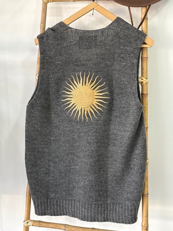 Producto - Chaleco sol largo - gris