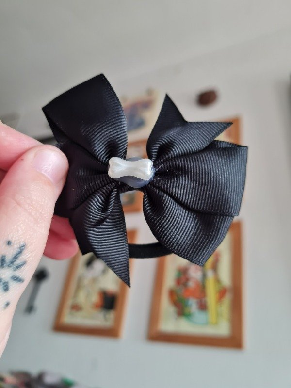 Producto - Colita Moño Hueso