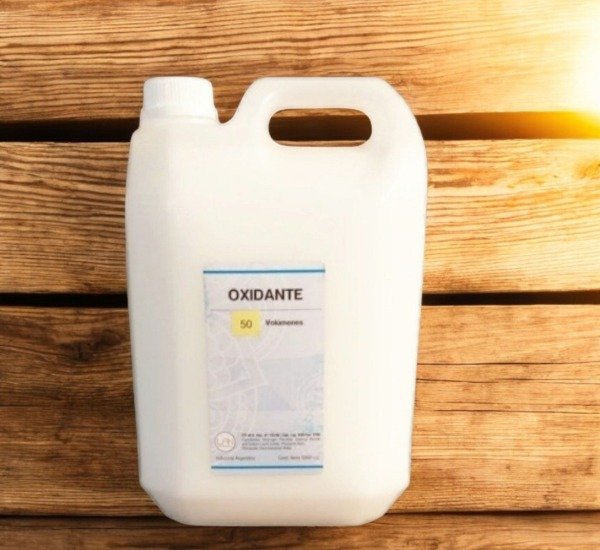 Producto - oxidante en crema lan de 50 vol x 5 lts