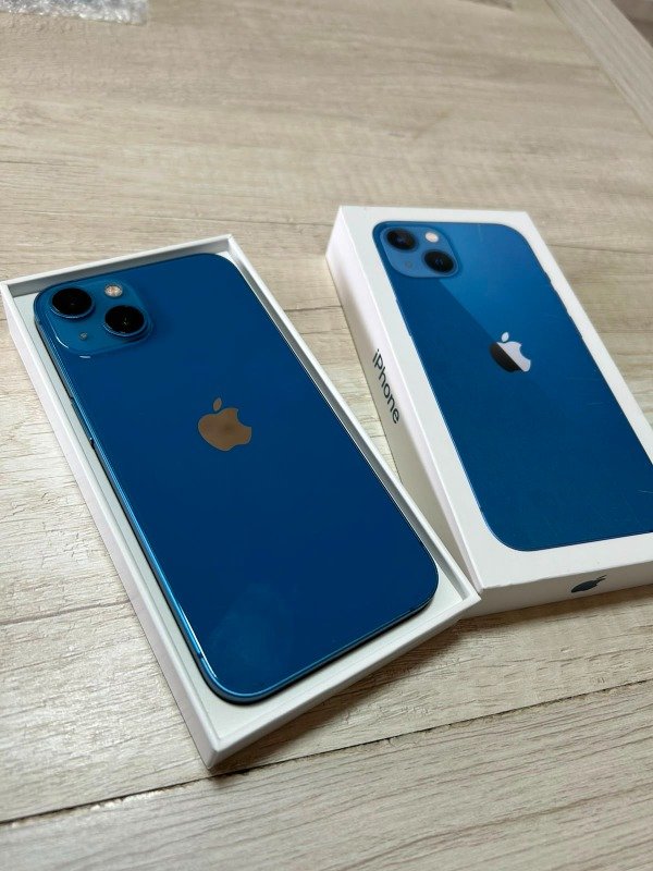 Producto - IPHONE 13 CON CAJA 128 GB DE MEMORIA 82 DE BATERÍA - 3