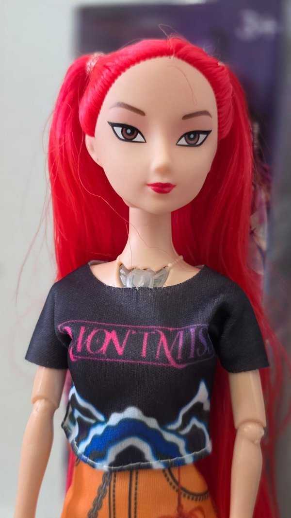 Producto - Muñeca articulada Guerreras Kpop
