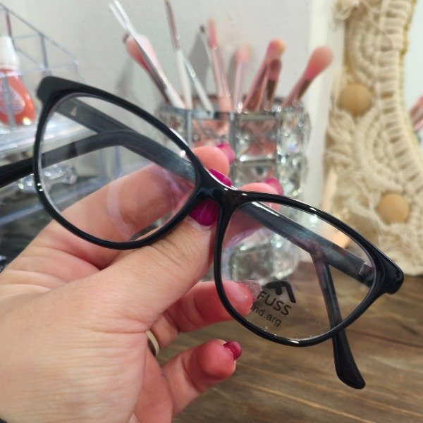 Producto - Leandro TR90 210