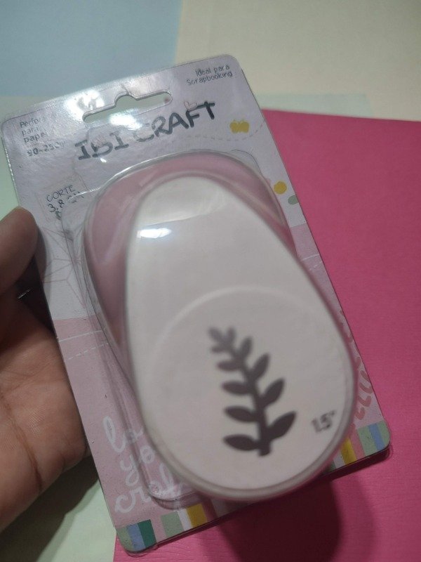 Producto - Perforadora artística Helecho