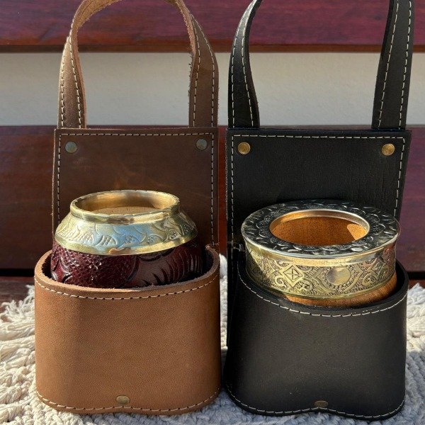 Producto - Porta mate de cuero para el auto