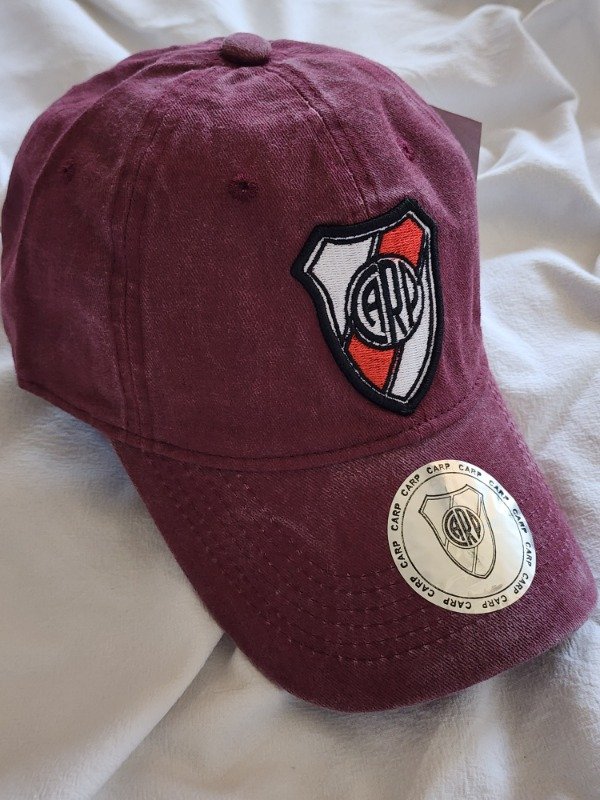 Producto - Gorra Vintage River Bordó