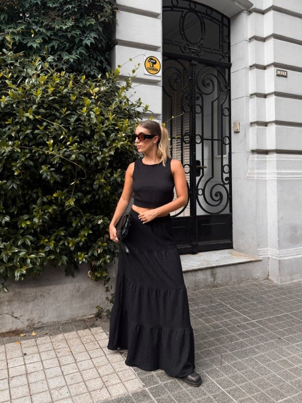 Producto - FALDA LARGA PAISANA LISA - 2 COLORES