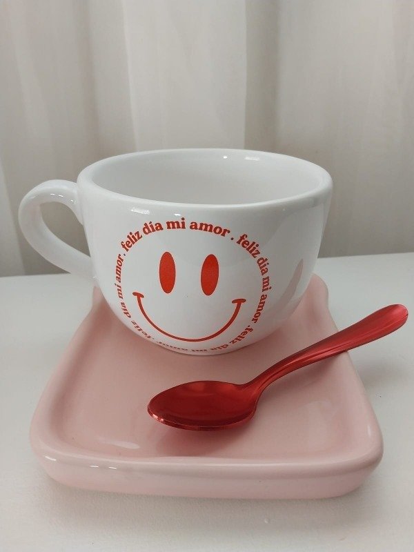 Producto - Taza con bandejita y cuchara feliz dia mi amor blanca