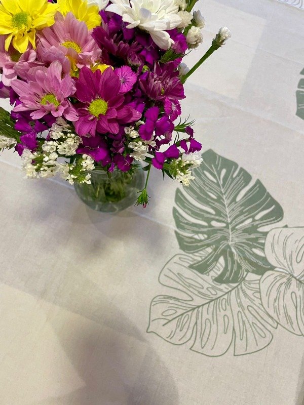 Producto - Mantel Tusor Hojas Monstera Verdes