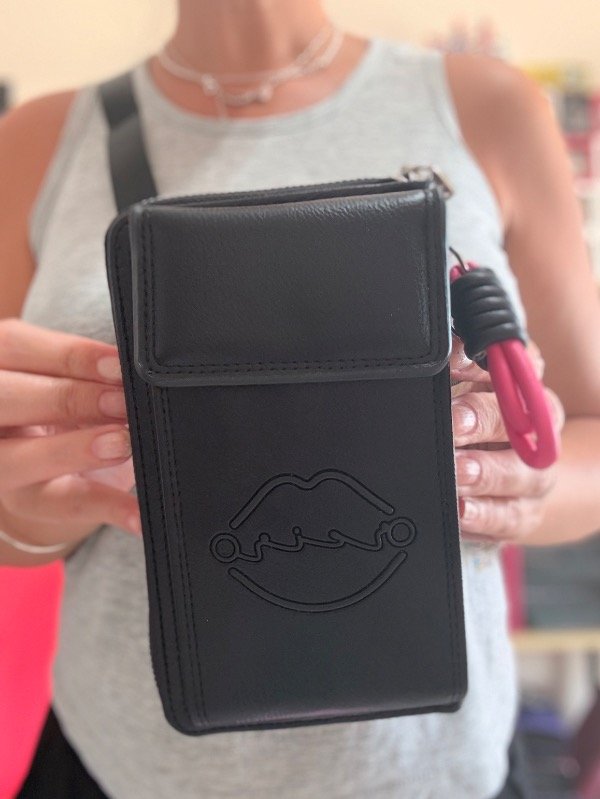 Producto - Portacelular Oreiro Love Negro Art 28619