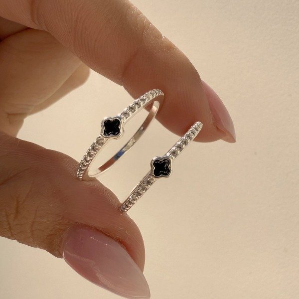 Producto - Anillo Acero Blanco Premium Van Cleef cubic Black
