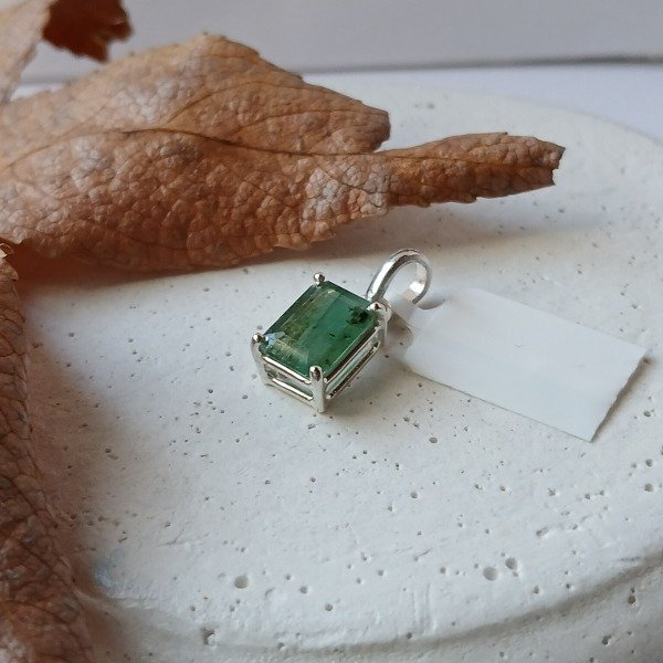 Producto - Dije esmeralda 4