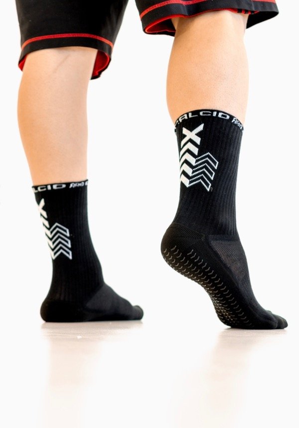 Producto - ANTIDESLIZANTES MARCA CALCIO NEGRO CON BLANCO