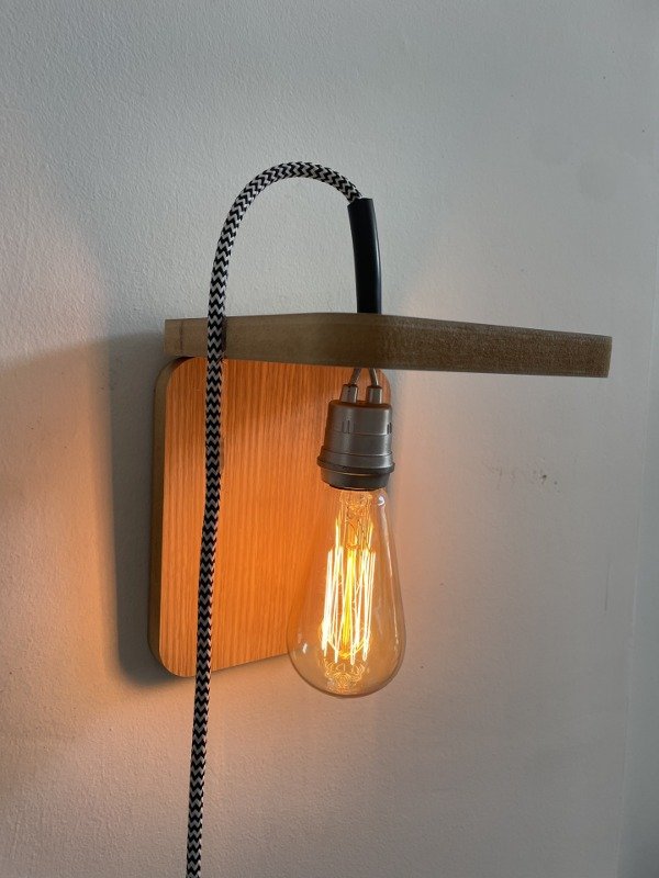 Producto - lampara nordica " L"  de pared vintage