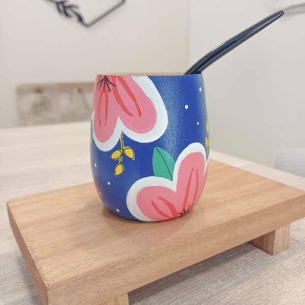 Producto - Mate de Madera Pintado con Bombilla