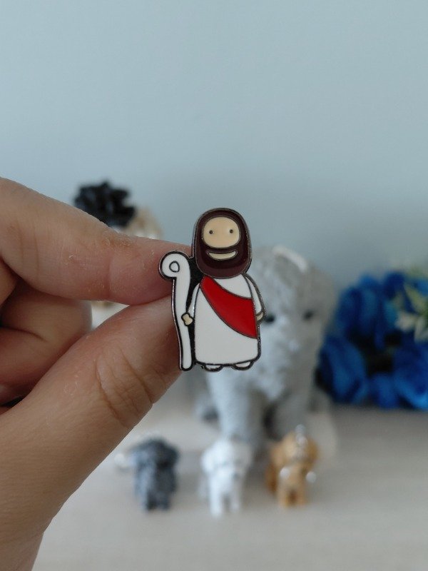 Producto - Pin metalizado - Jesús #2351