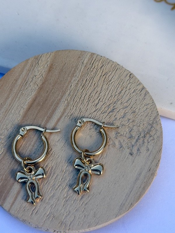 Producto - Aros Golden Bow Hoops