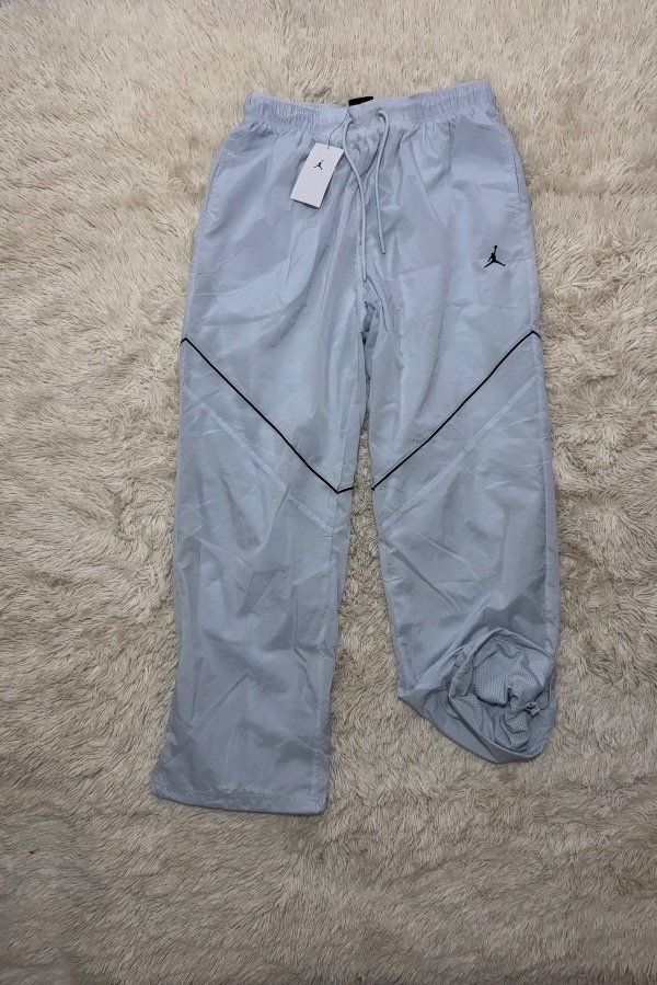 Producto - Pantalon Jordan Rompeviento