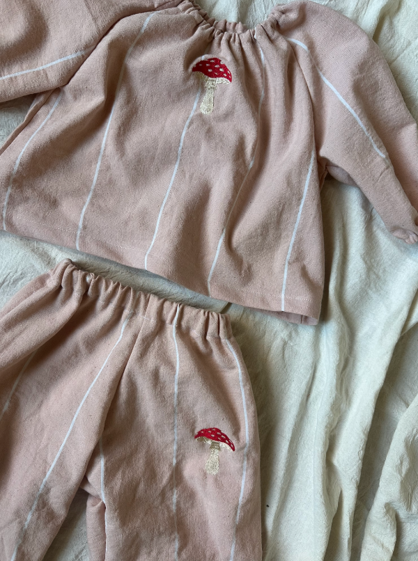 Producto - PRE ORDER Set Blouse and Pant Mushroom - 1