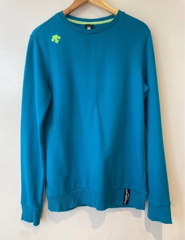 Producto - Buzo unisex Descente talle M