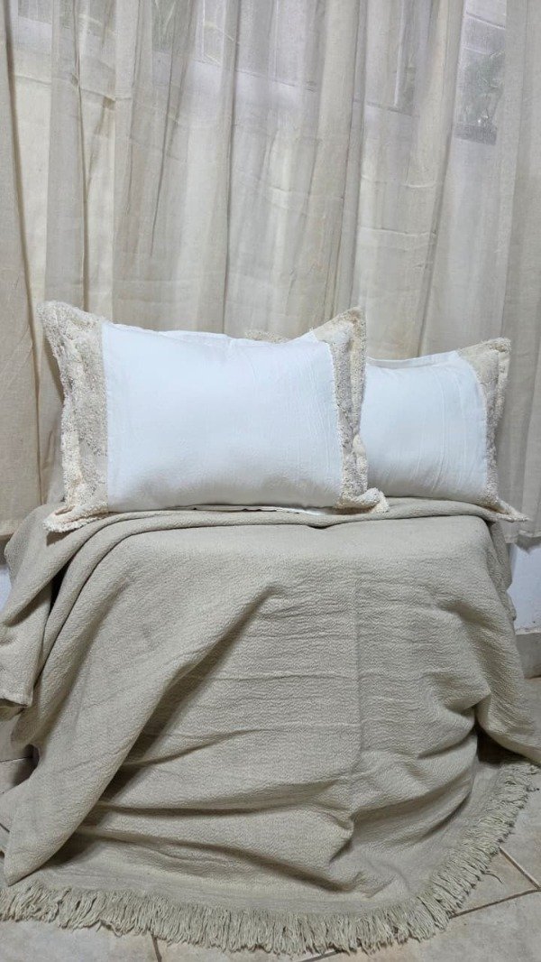 Producto - Set crudo mantas más dos almohadones
