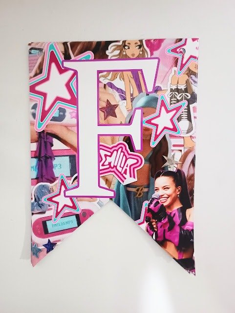 Producto - banderin emilia mernes