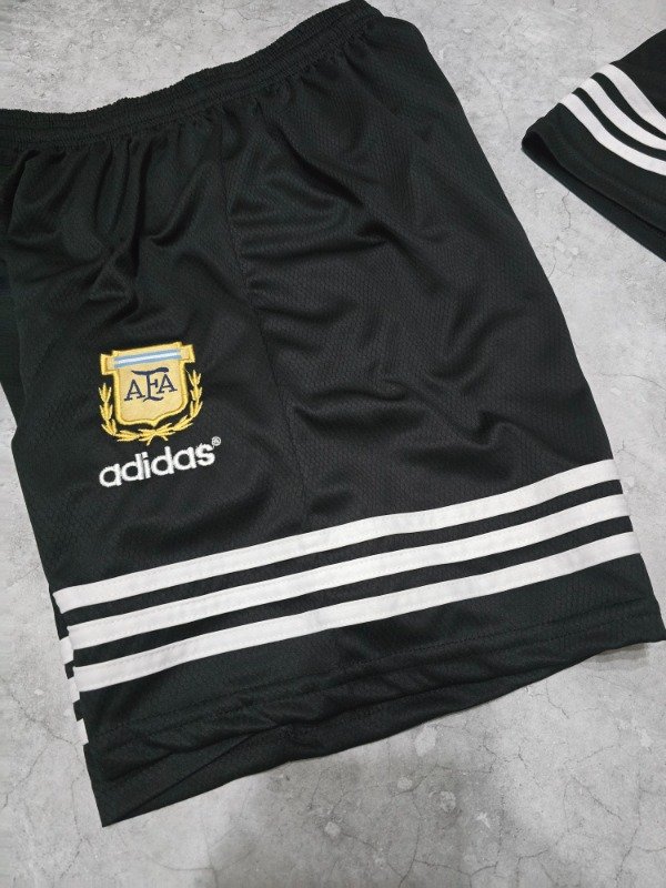 Producto - Shorts Selección Argentina Retro Mundial 1990 Maradona - 2