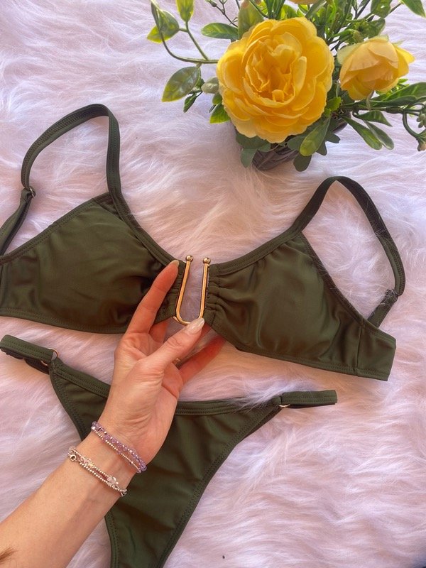 Producto - Bikini Top con dije en U y Colaless regulable Art 2026 (precio por docena )