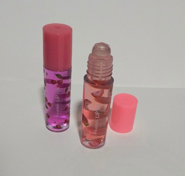 Producto - Lip oil roll on brillo con aroma