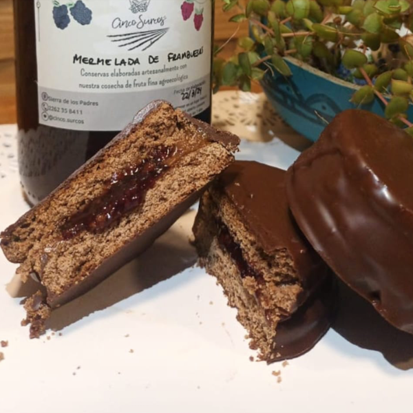Producto - Alfajor con corazón de frambuesa "Cinco Surcos"