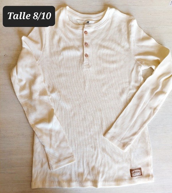 Remera manga larga hyM talle 8/10 manteca