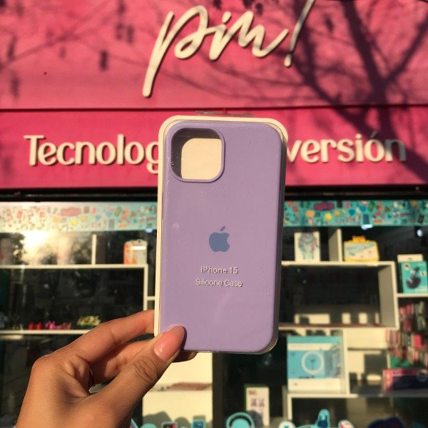 Producto - iPhone 15 Silicone Case Lila