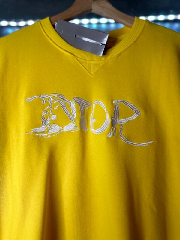 Producto - Buzo Dior A - 1