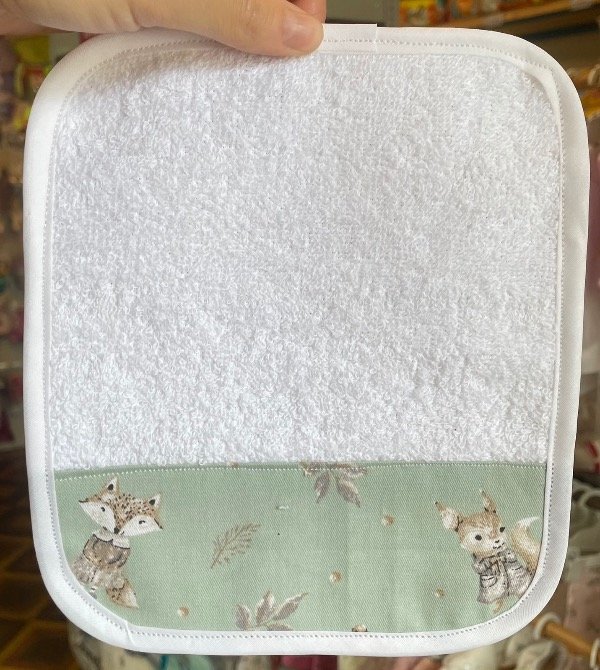 Producto - Babita de toalla zorrito verde