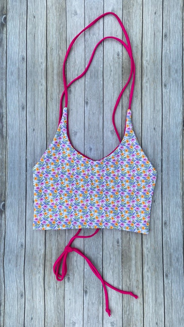 Top regulable reversible fucsia colección Narcisos — imagen 4