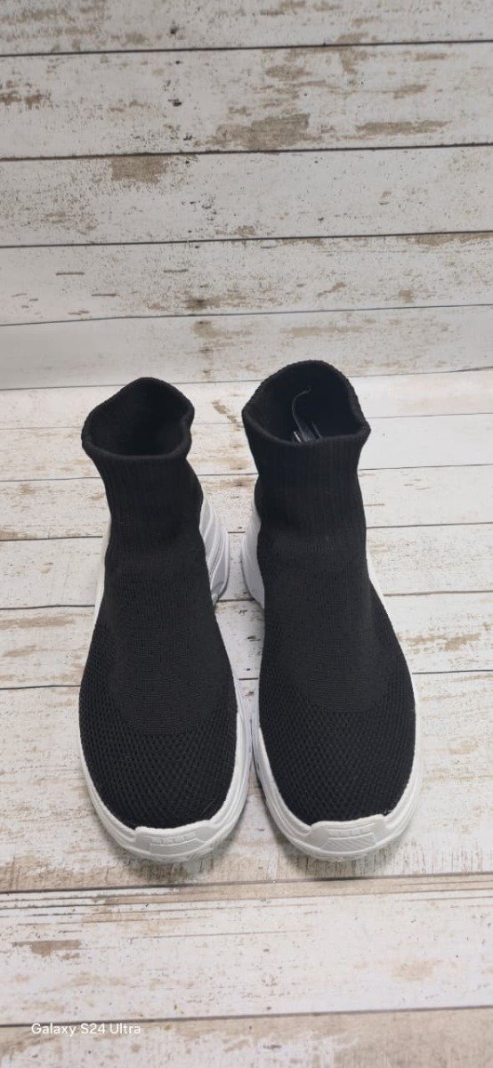 Producto - zapatilla botita media tejida negro del 36 al 40 - 1