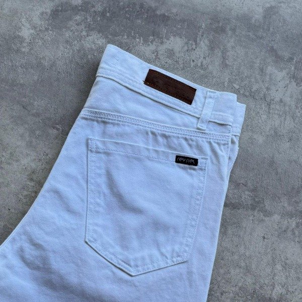 Producto - BERMUDA DE JEANS MOM LISA - 2