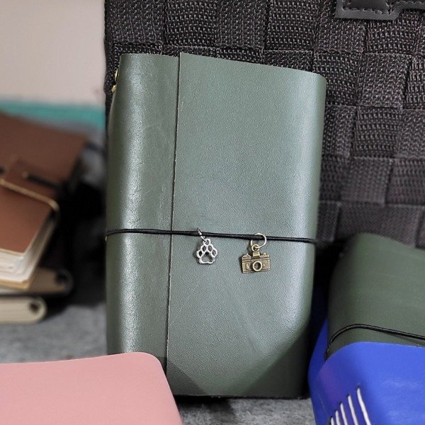 Producto - Midori Cuero A6 (11x15) Verde Oscuro