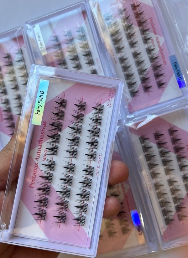Producto - Set Pestañas Autoadhesivas City Girl