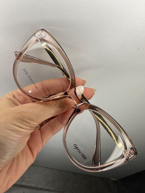 Producto - Armazon transparente nude